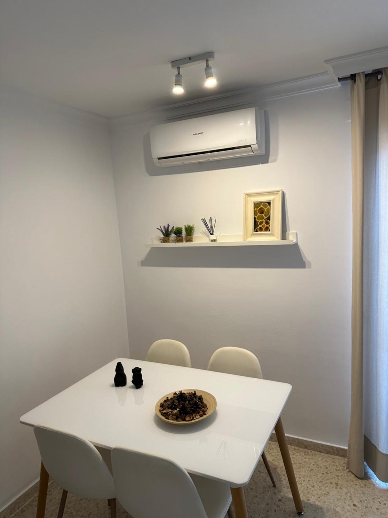 Ferienwohnung El Rincon De Apolo. Atico Con Aparcamiento Gratis. Málaga Exterior foto