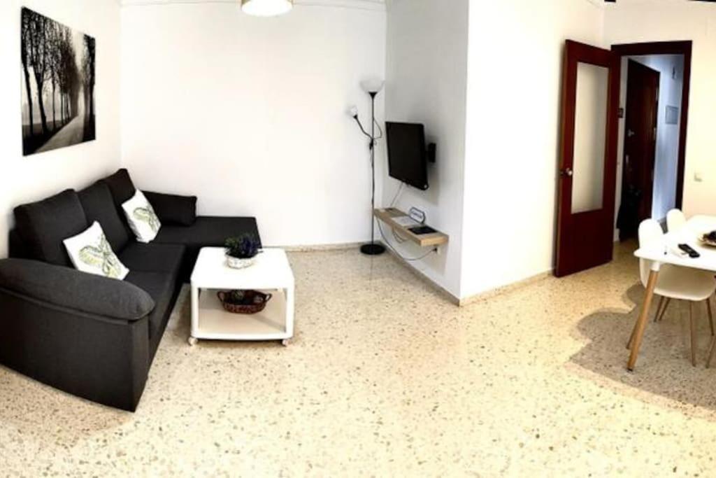 Ferienwohnung El Rincon De Apolo. Atico Con Aparcamiento Gratis. Málaga Exterior foto
